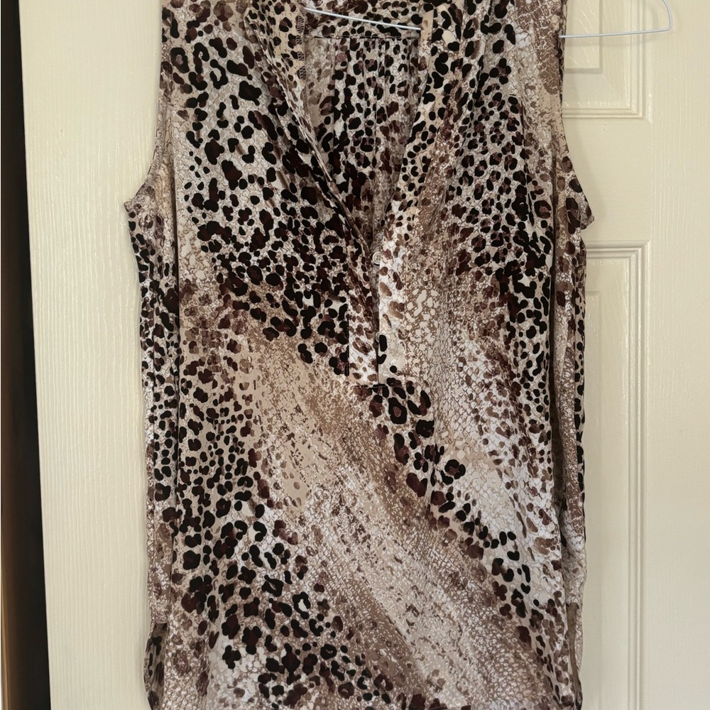 Leopard Print Sleeveless Top